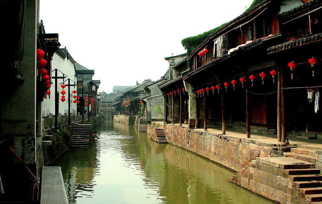 “六有标准”助力文明社区建设